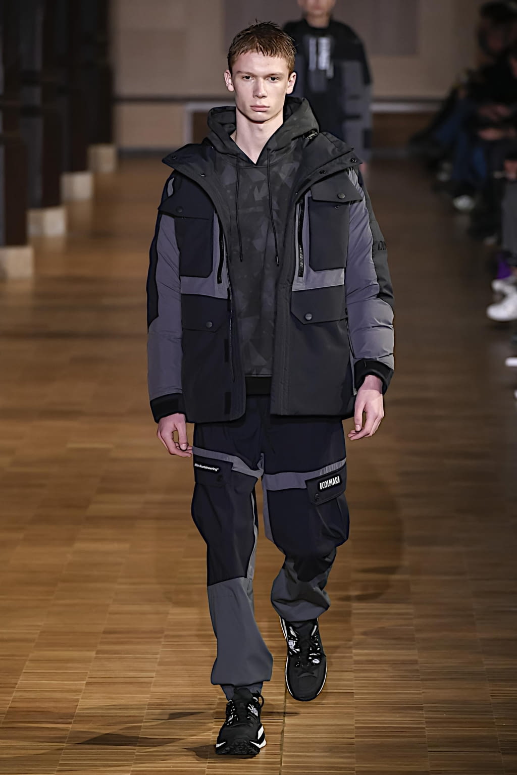 Fashion Week Paris Fall/Winter 2020 look 46 from the White Mountaineering collection 男装