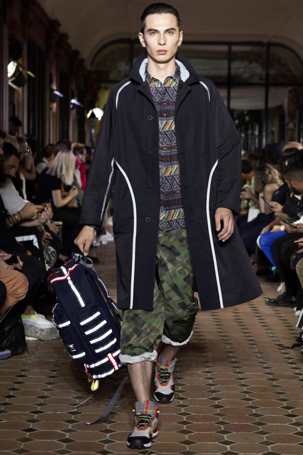 Fashion Week Paris Spring/Summer 2019 look 24 from the White Mountaineering collection menswear