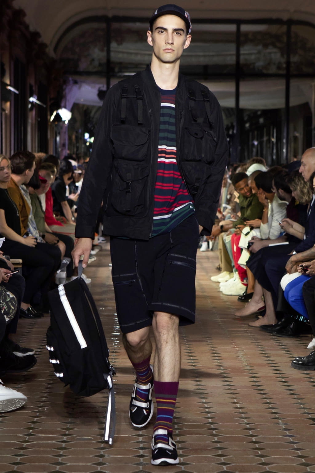 Fashion Week Paris Spring/Summer 2019 look 31 from the White Mountaineering collection menswear