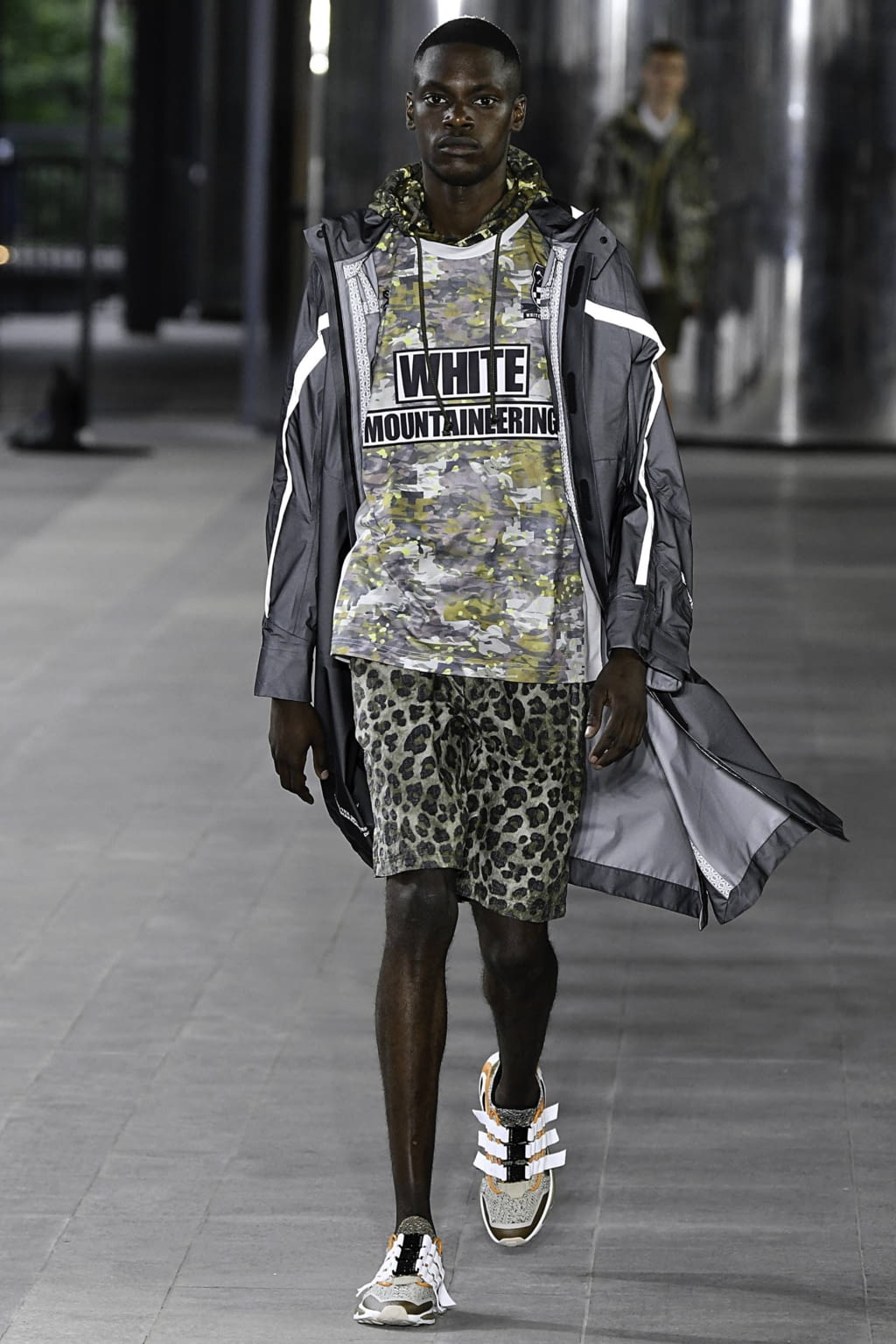 Fashion Week Paris Spring/Summer 2020 look 40 from the White Mountaineering collection menswear