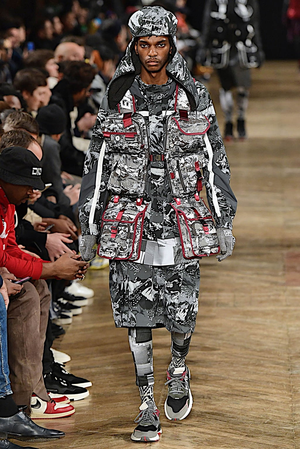 Fashion Week Paris Fall/Winter 2019 look 3 from the White Mountaineering collection 男装
