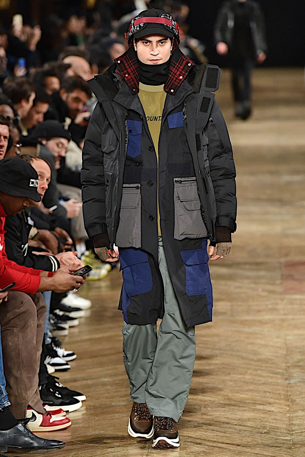 Fashion Week Paris Fall/Winter 2019 look 11 from the White Mountaineering collection menswear
