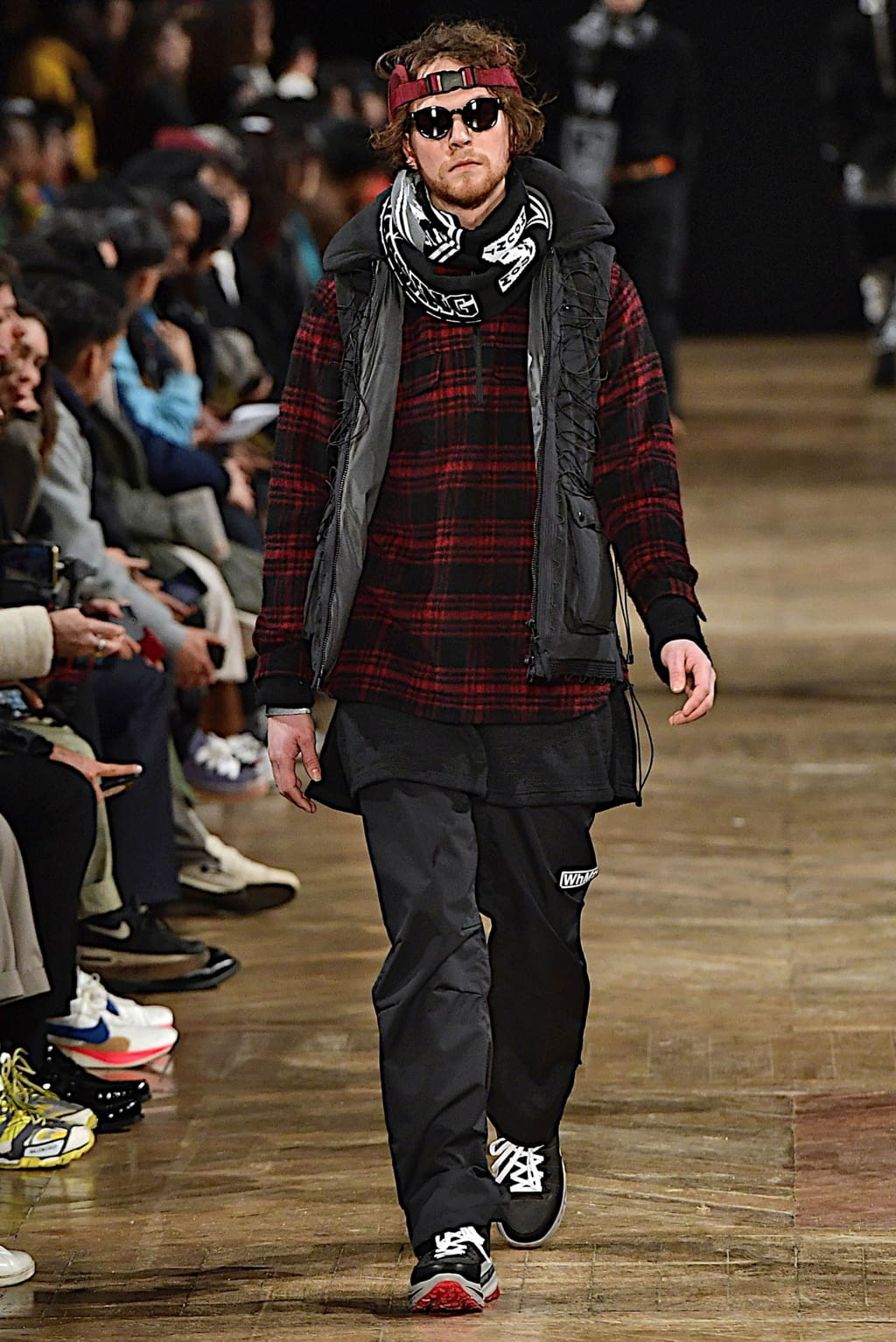 Fashion Week Paris Fall/Winter 2019 look 23 from the White Mountaineering collection 男装