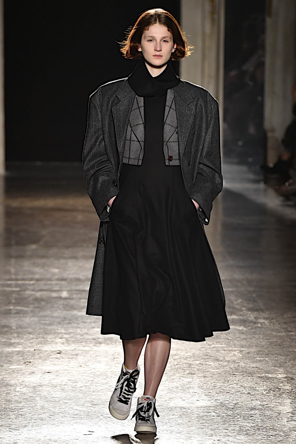 Fashion Week Milan Fall/Winter 2020 look 19 from the Vien collection womenswear