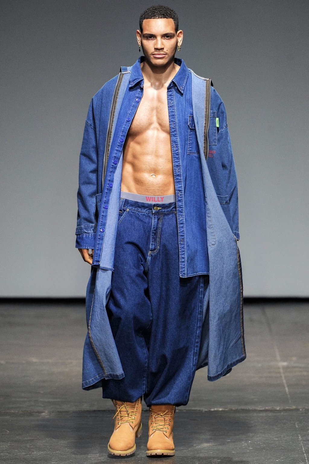 Fashion Week New York Spring/Summer 2019 look 15 from the Willy Chavarria collection 男装