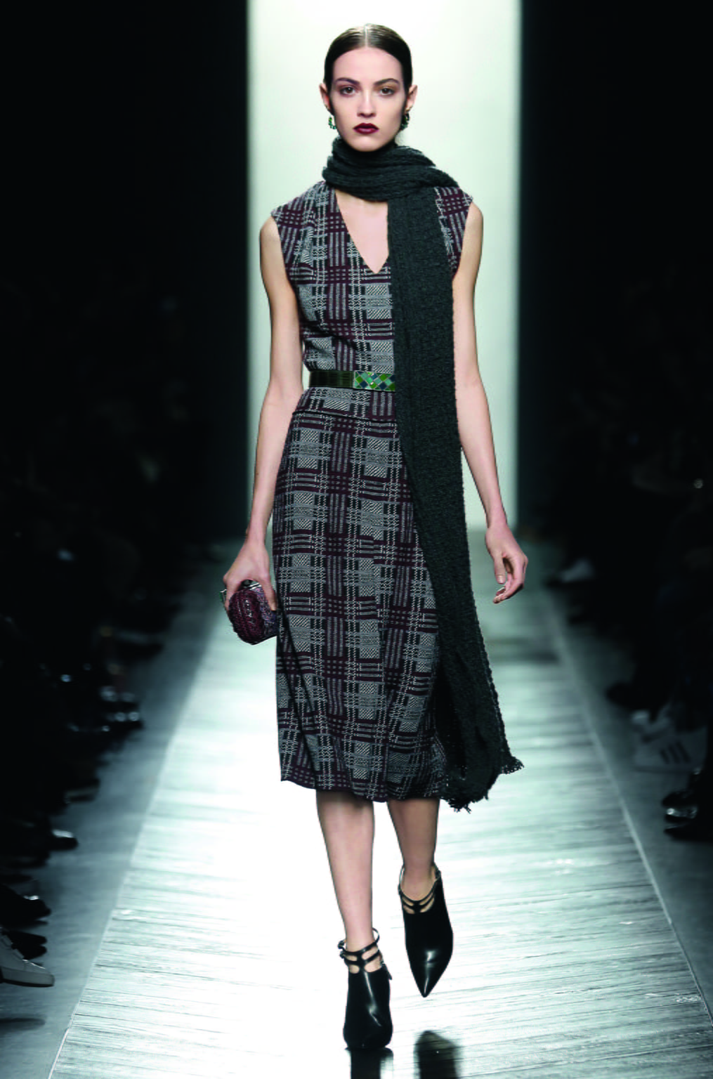 Fashion Week Milan Fall/Winter 2016 look 17 from the Bottega Veneta collection 女装