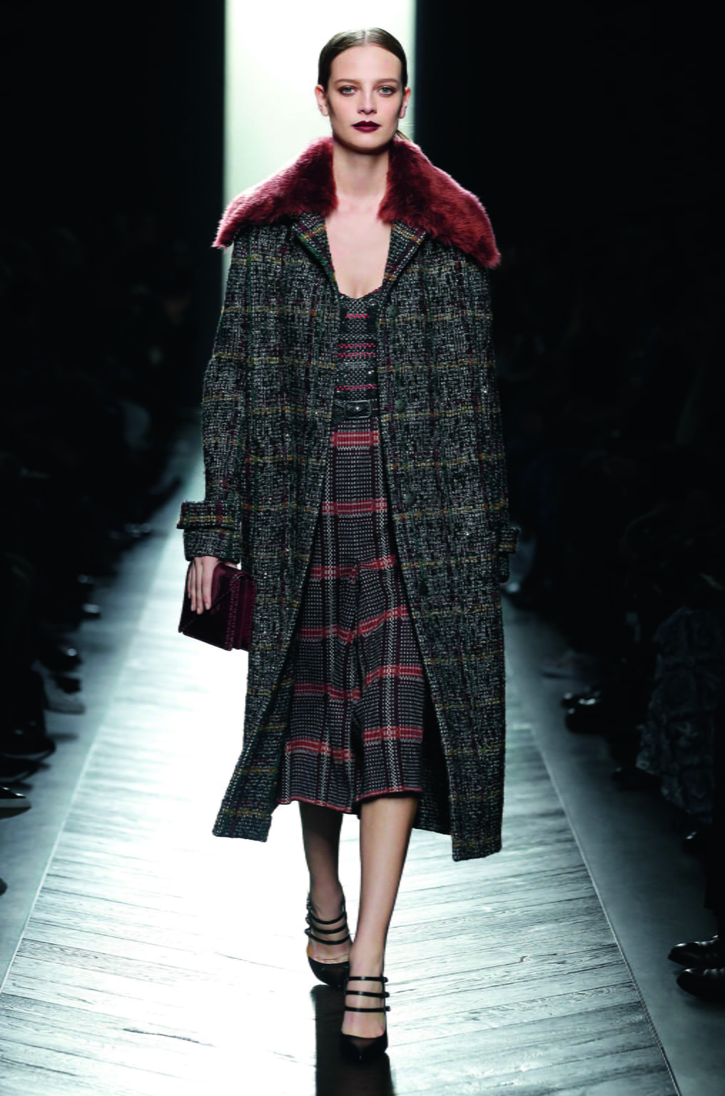 Fashion Week Milan Fall/Winter 2016 look 30 de la collection Bottega Veneta womenswear