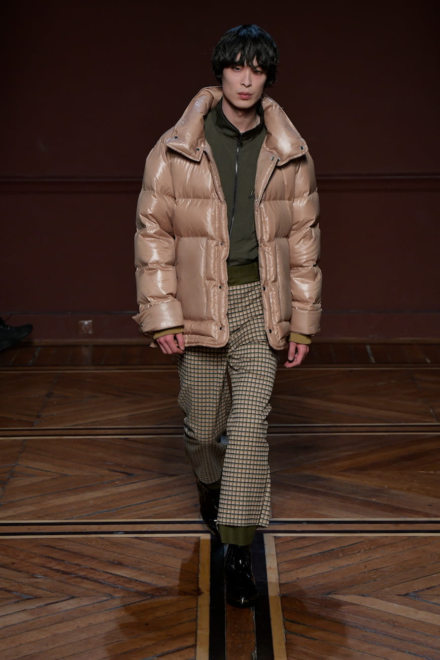Fashion Week Paris Fall/Winter 2018 look 15 from the Wooyoungmi collection menswear