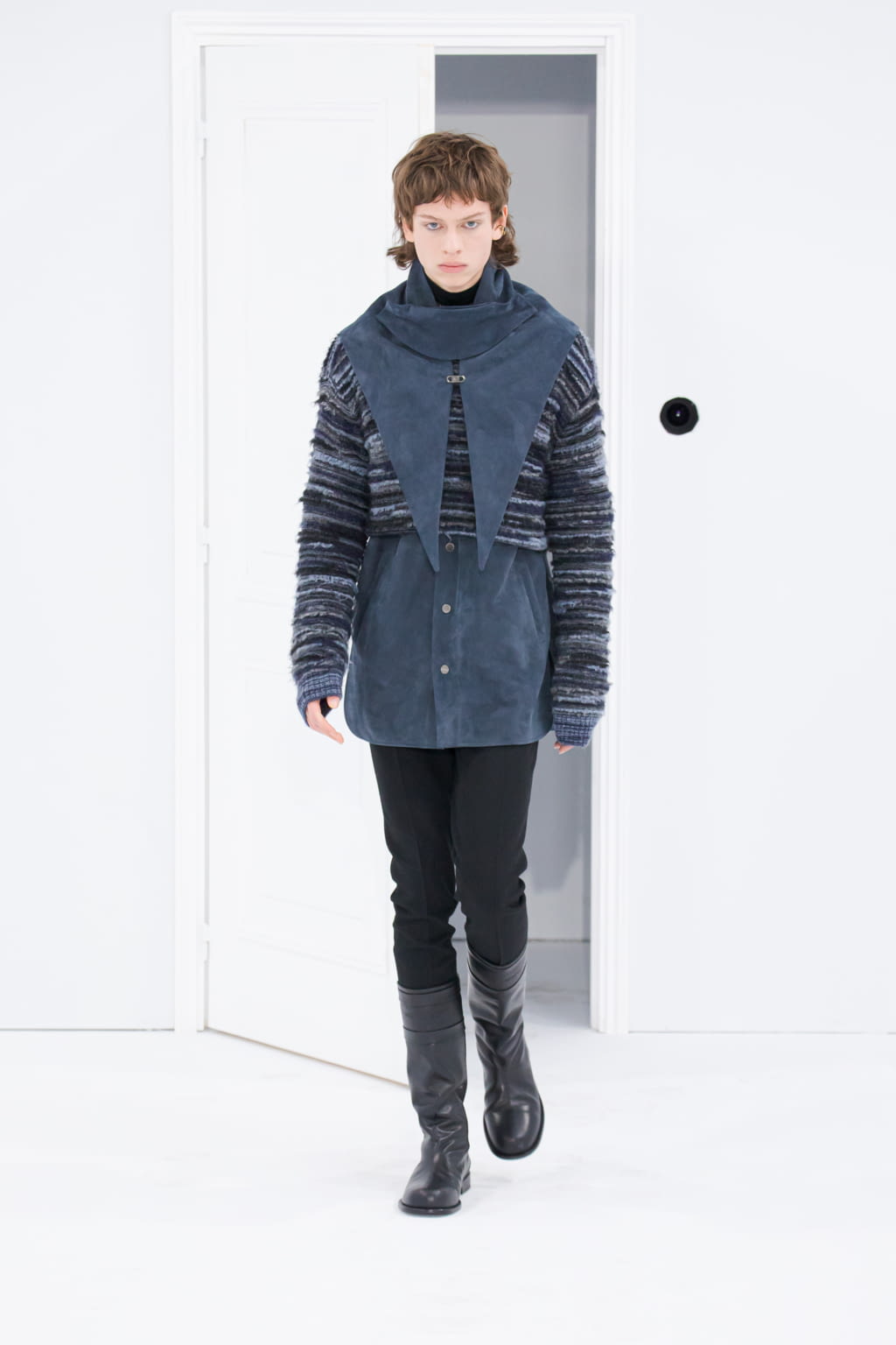 Fashion Week Paris Fall/Winter 2022 look 27 de la collection Wooyoungmi menswear