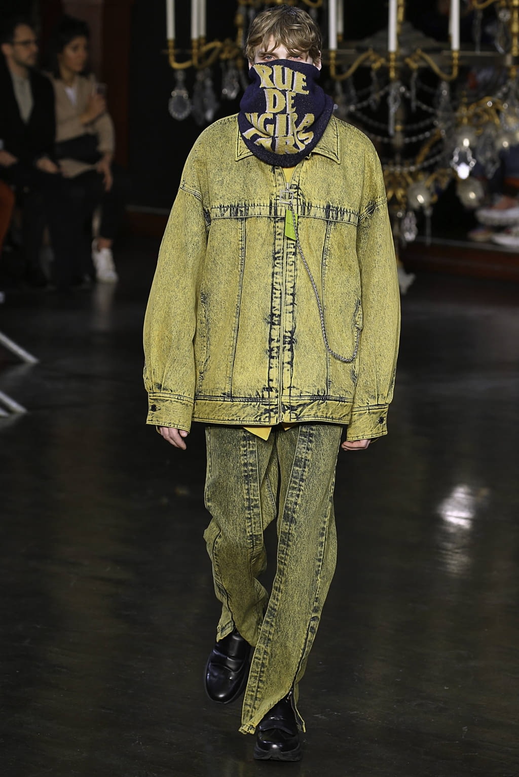 Fashion Week Paris Fall/Winter 2019 look 8 de la collection Wooyoungmi menswear