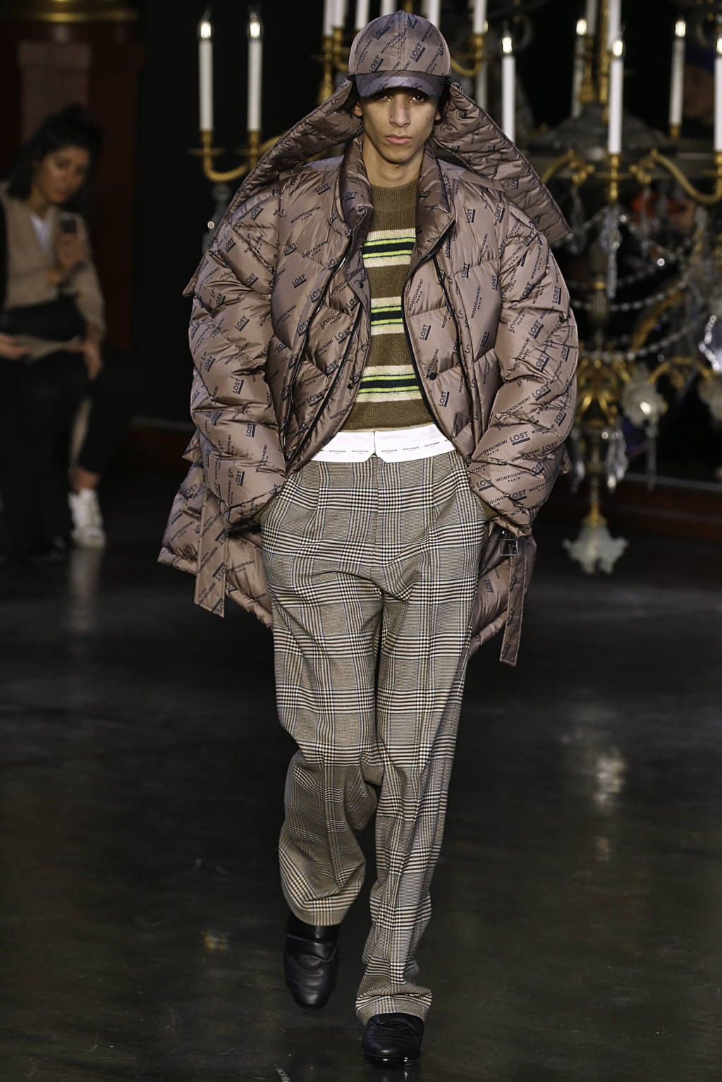 Fashion Week Paris Fall/Winter 2019 look 12 from the Wooyoungmi collection menswear