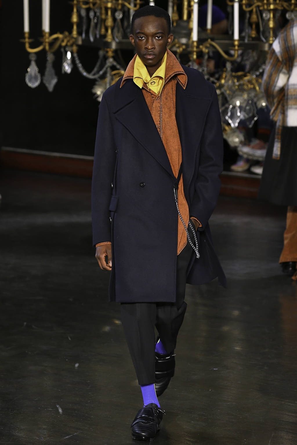 Fashion Week Paris Fall/Winter 2019 look 21 from the Wooyoungmi collection menswear