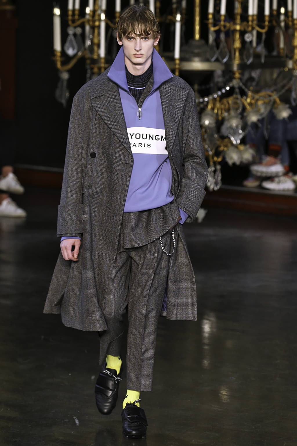 Fashion Week Paris Fall/Winter 2019 look 32 from the Wooyoungmi collection menswear