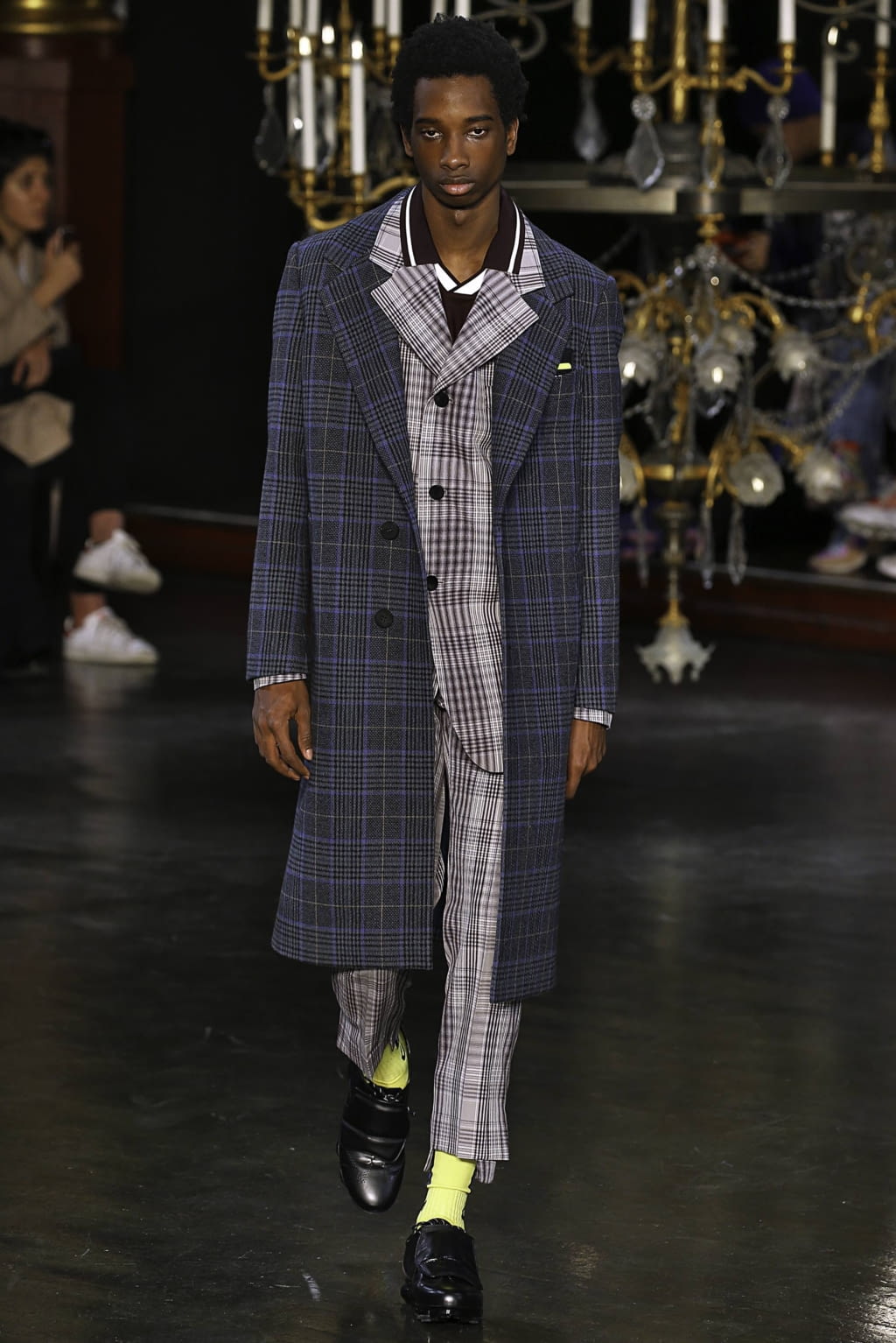 Fashion Week Paris Fall/Winter 2019 look 39 from the Wooyoungmi collection 男装