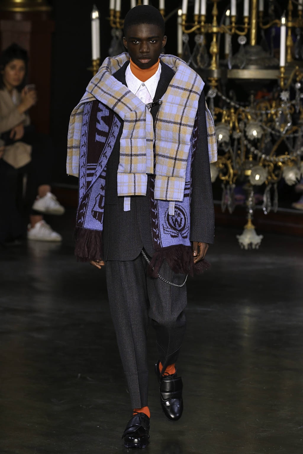Fashion Week Paris Fall/Winter 2019 look 41 from the Wooyoungmi collection 男装