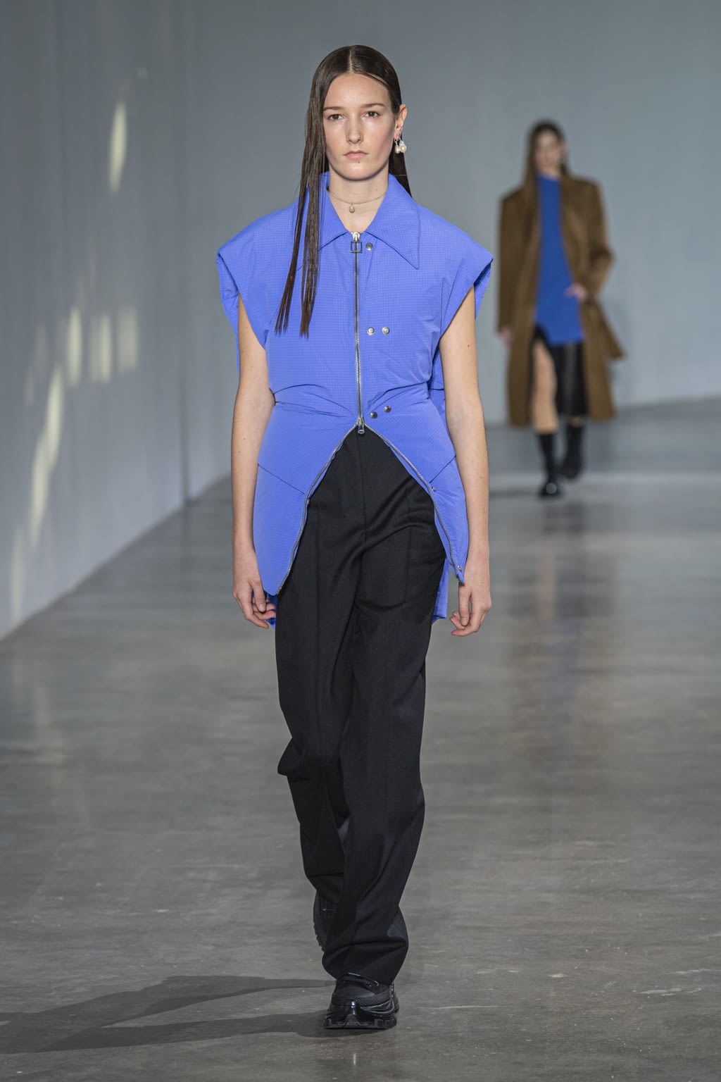 Fashion Week Paris Fall/Winter 2020 look 8 from the Wooyoungmi collection 男装