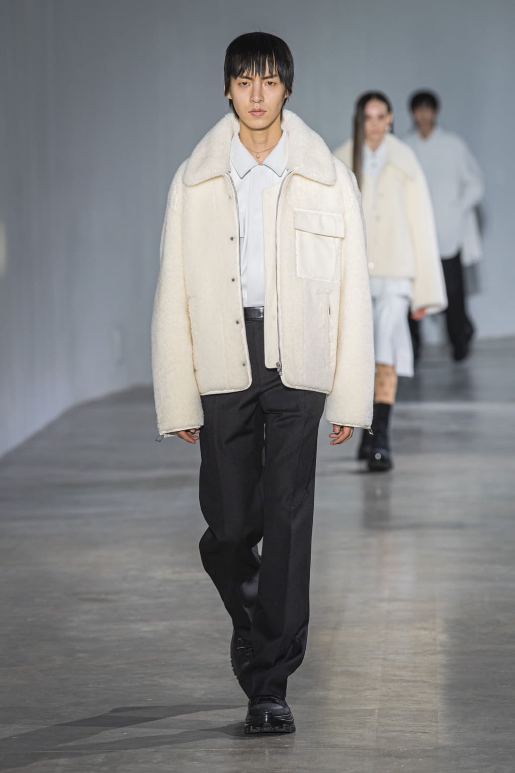 Fashion Week Paris Fall/Winter 2020 look 25 from the Wooyoungmi collection menswear