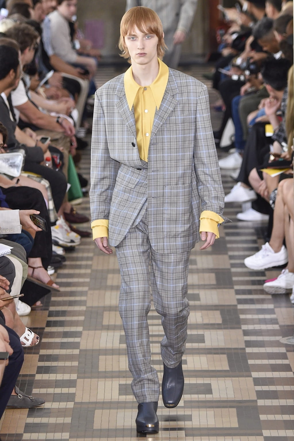Fashion Week Paris Spring/Summer 2019 look 1 from the Wooyoungmi collection menswear