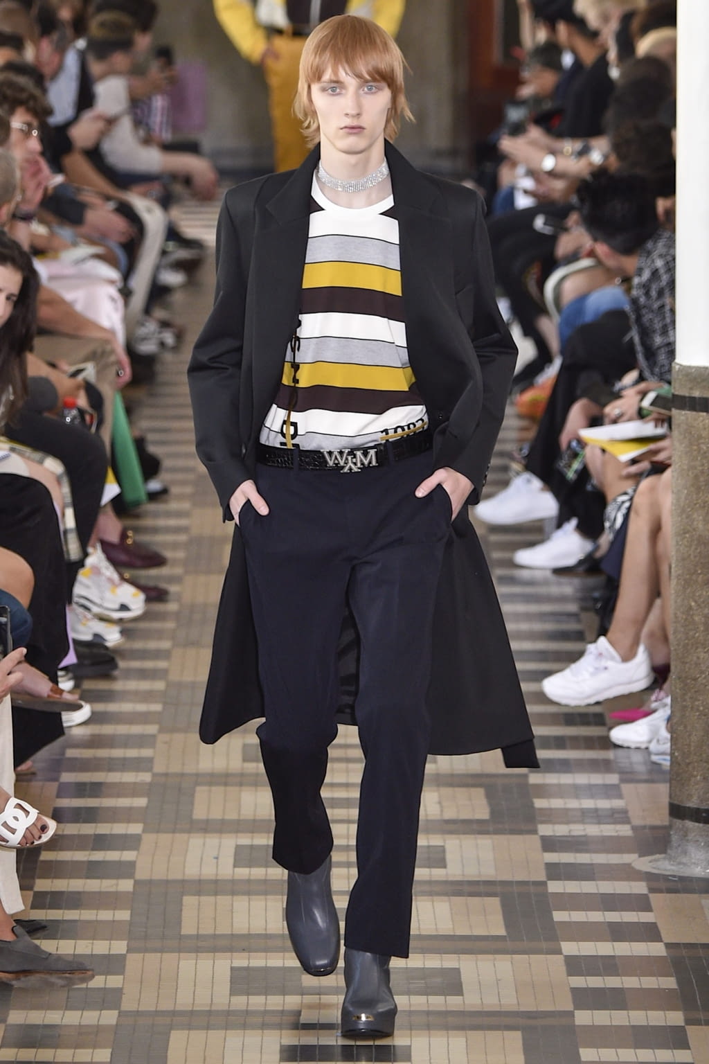 Fashion Week Paris Spring/Summer 2019 look 31 from the Wooyoungmi collection menswear