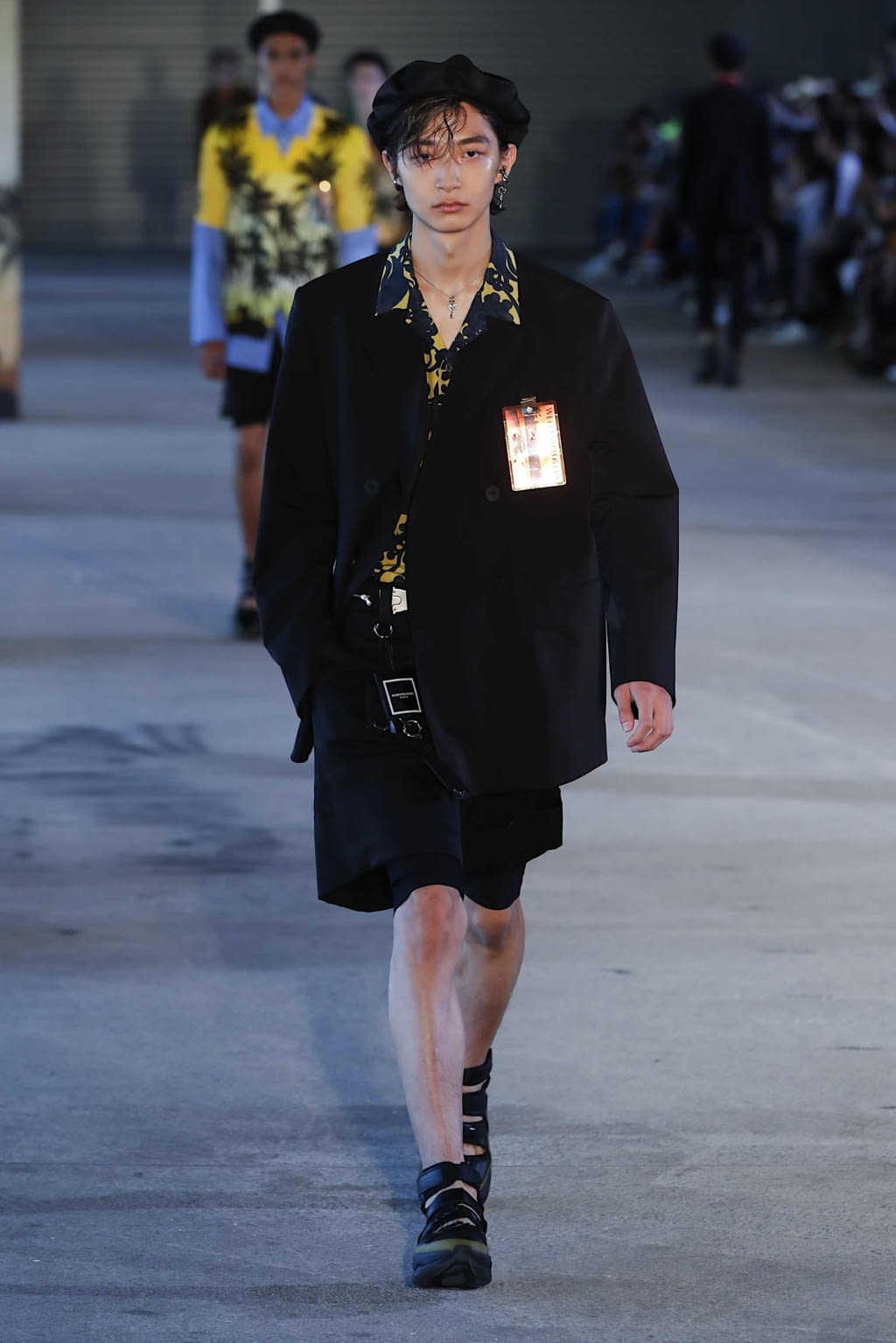 Fashion Week Paris Spring/Summer 2020 look 4 from the Wooyoungmi collection menswear
