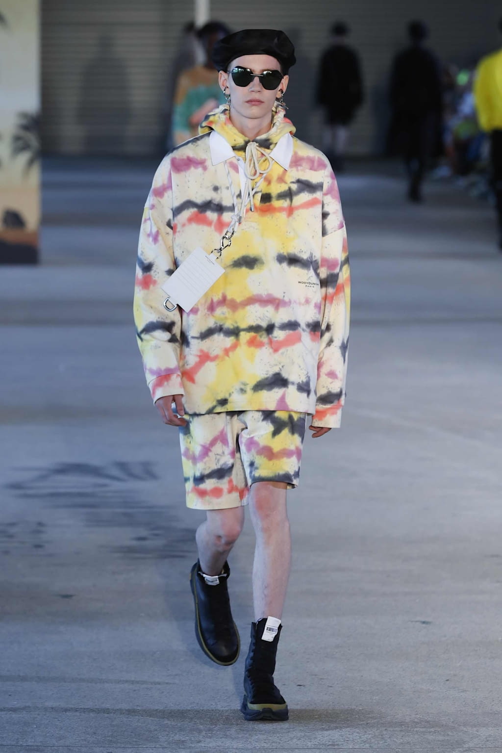 Fashion Week Paris Spring/Summer 2020 look 34 from the Wooyoungmi collection menswear