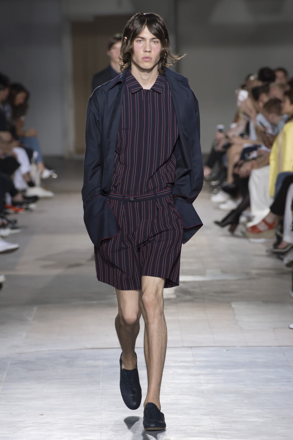 Fashion Week Paris Spring/Summer 2017 look 36 from the Wooyoungmi collection 男装