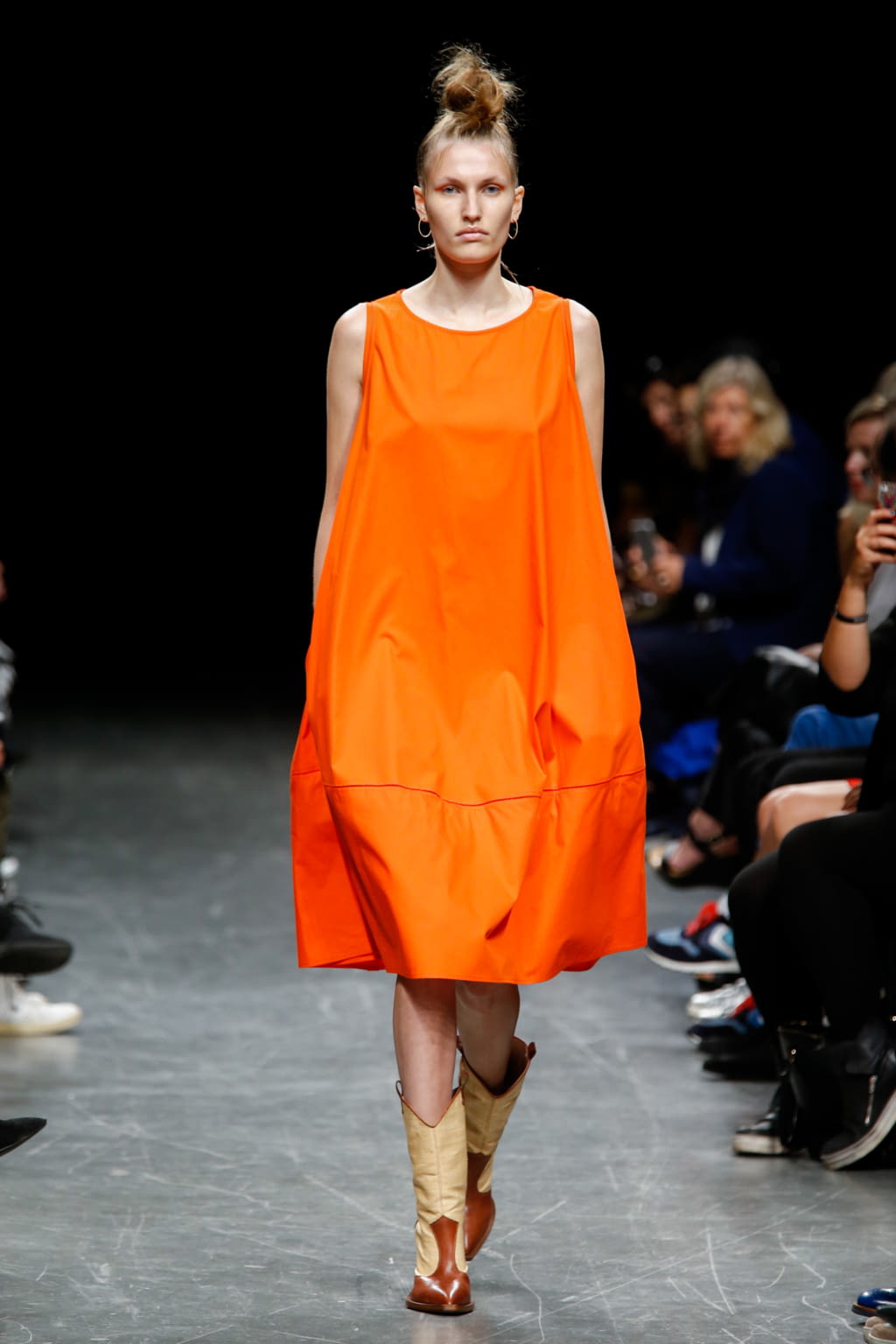 Fashion Week Milan Spring/Summer 2017 look 10 de la collection Wunderkind womenswear