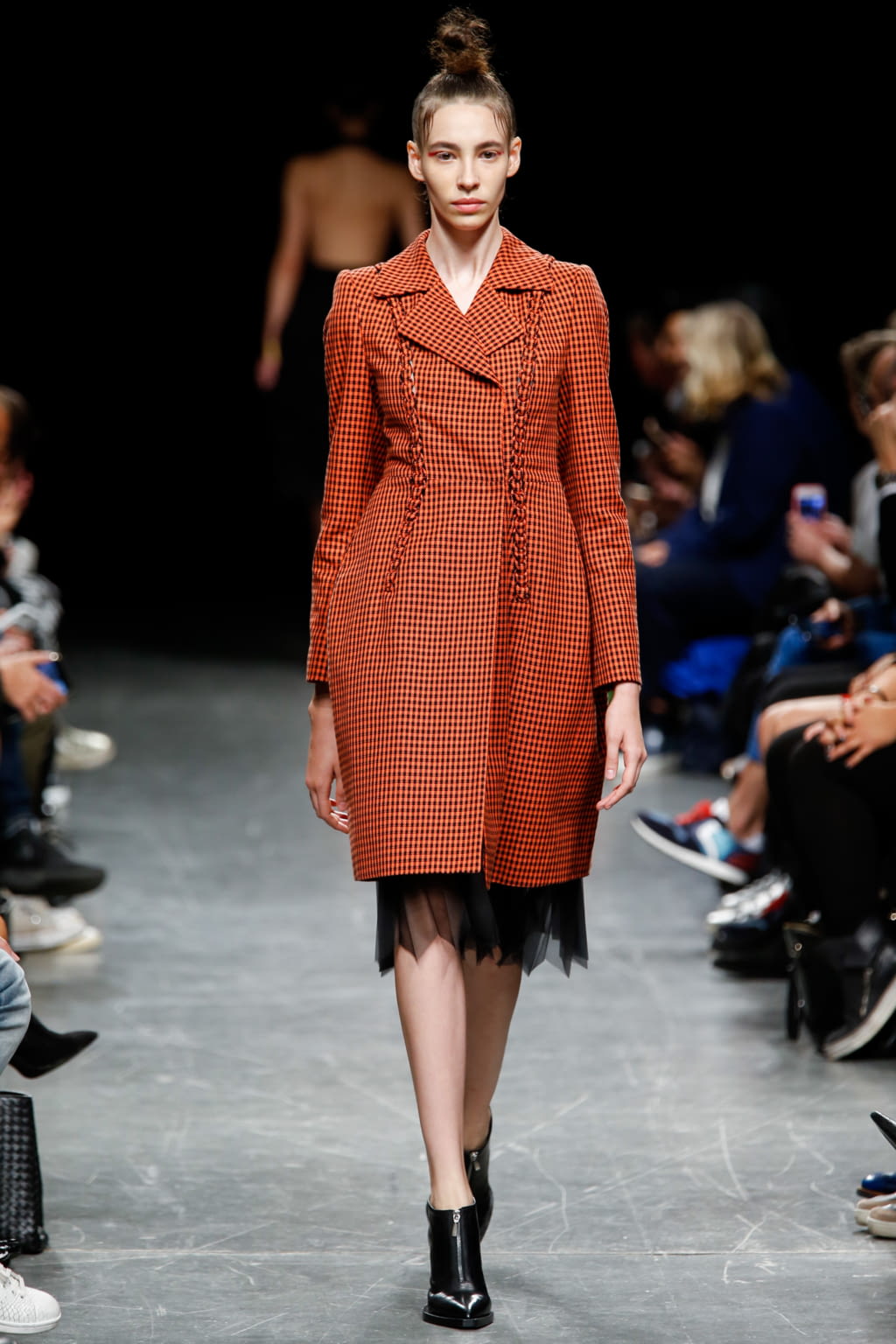 Fashion Week Milan Spring/Summer 2017 look 38 from the Wunderkind collection womenswear