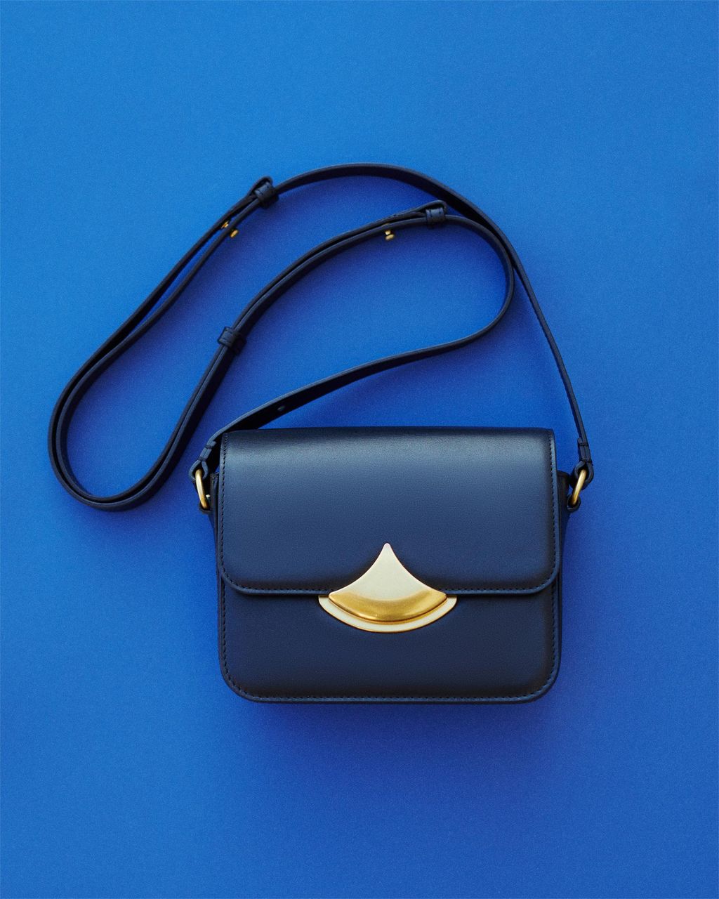 Fashion Week Paris Fall/Winter 2025 look 5 from the Sessùn collection 女装配饰