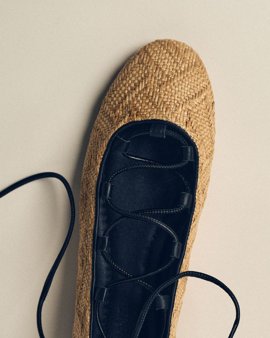 Fashion Week Paris Spring/Summer 2025 look 8 from the Sessùn collection womenswear accessories