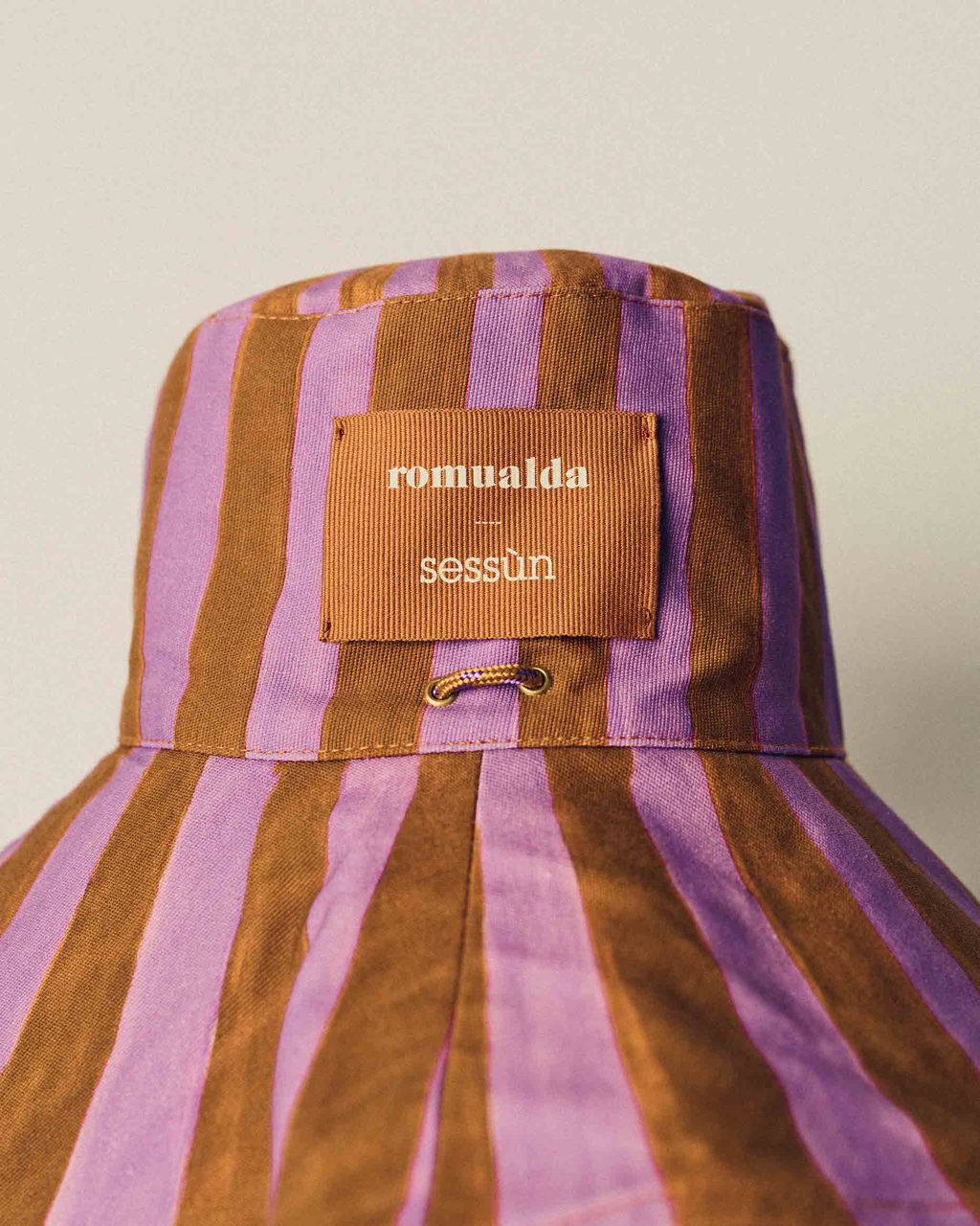 Fashion Week Paris Spring/Summer 2025 look 12 from the Sessùn collection womenswear accessories