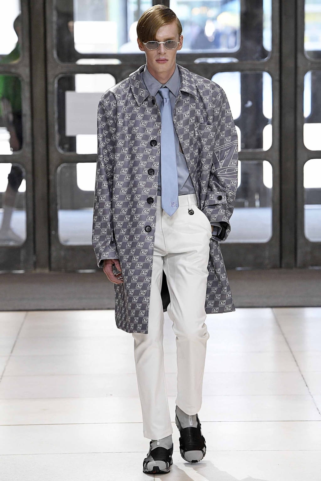 Fashion Week London Spring/Summer 2019 look 17 de la collection Xander Zhou menswear