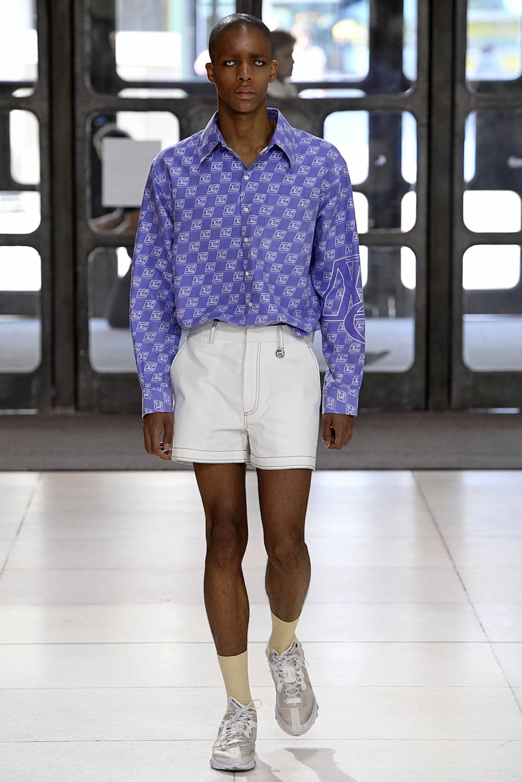 Fashion Week London Spring/Summer 2019 look 47 from the Xander Zhou collection menswear