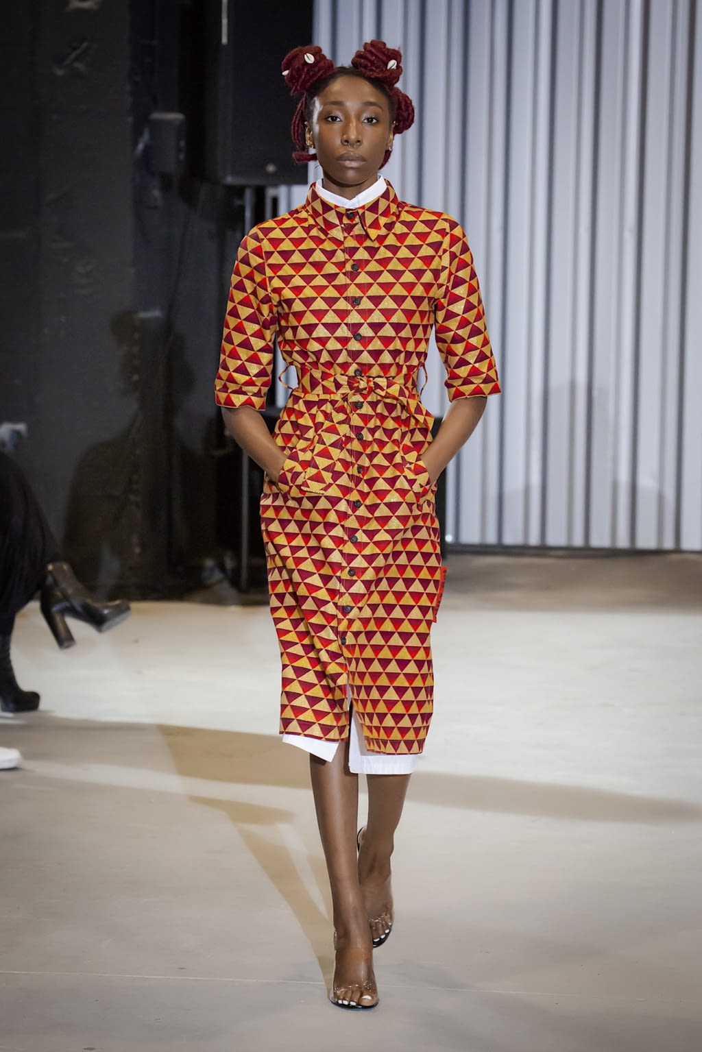 Fashion Week Paris Spring/Summer 2021 look 6 from the Xuly Bët collection womenswear