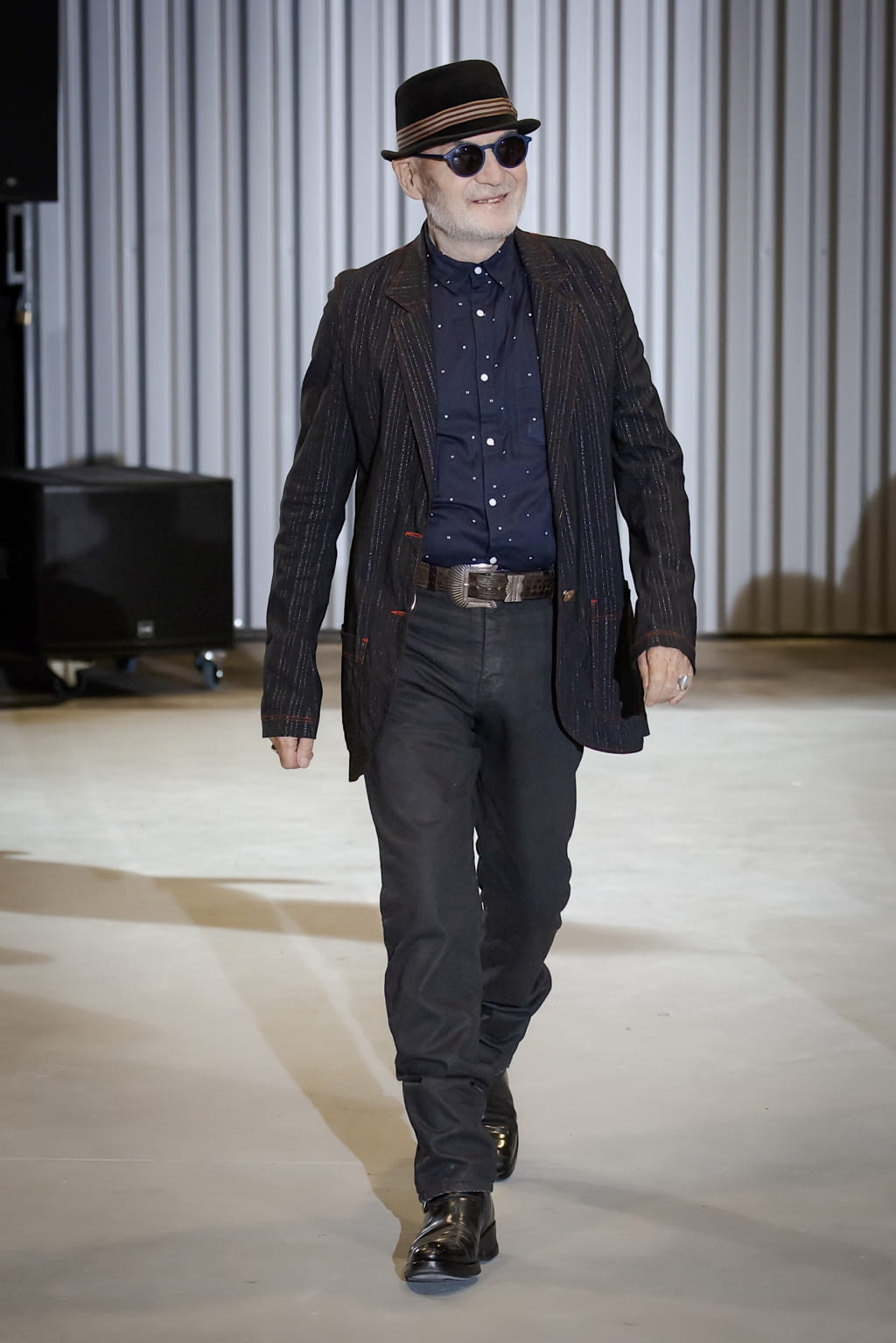 Fashion Week Paris Spring/Summer 2021 look 15 from the Xuly Bët collection womenswear