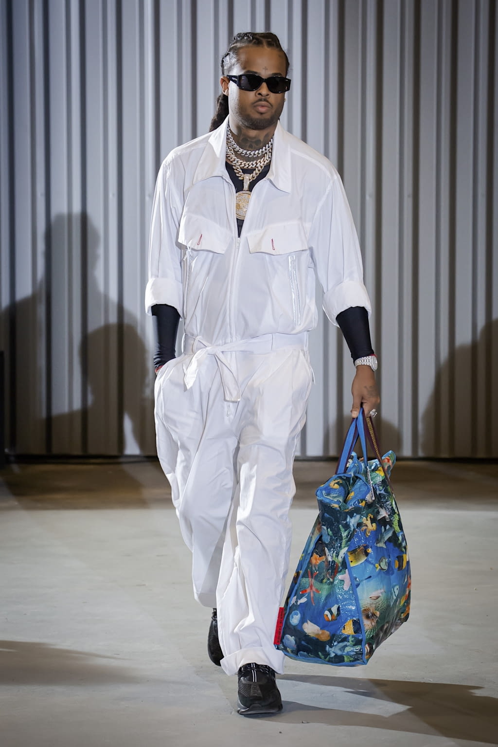 Fashion Week Paris Spring/Summer 2021 look 19 from the Xuly Bët collection womenswear