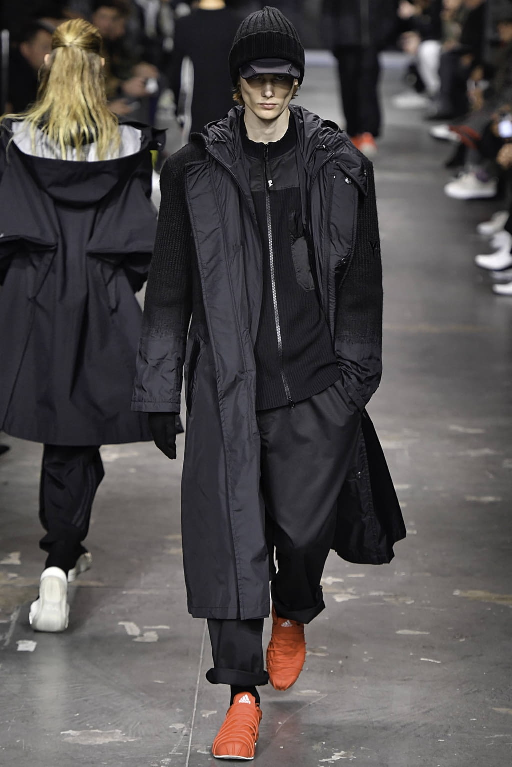 Fashion Week Paris Fall/Winter 2019 look 5 from the Y-3 collection 男装
