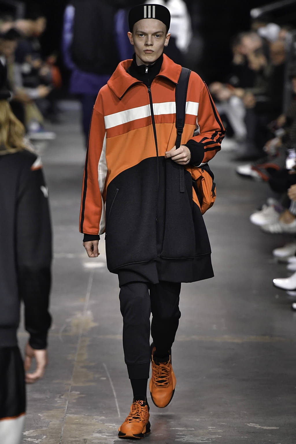 Fashion Week Paris Fall/Winter 2019 look 27 from the Y-3 collection menswear