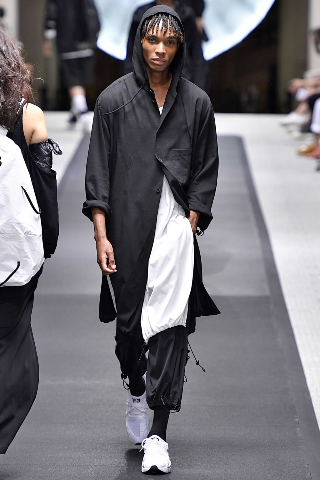 Fashion Week Paris Spring/Summer 2019 look 19 from the Y-3 collection menswear