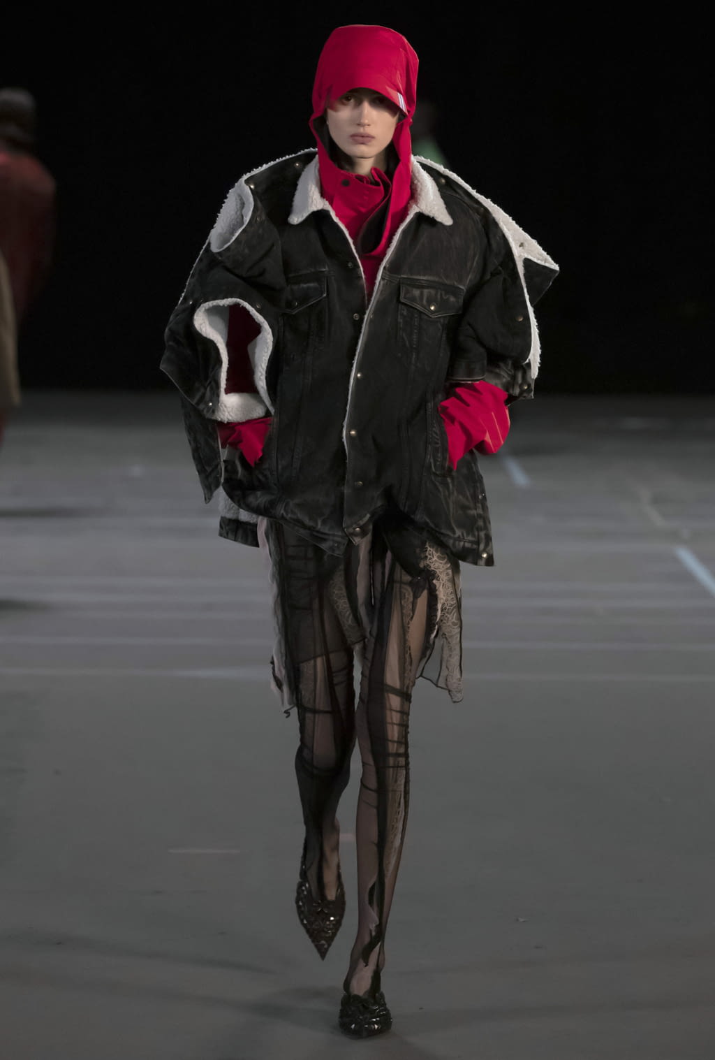 Fashion Week Paris Fall/Winter 2021 look 57 from the Y/PROJECT collection 男装