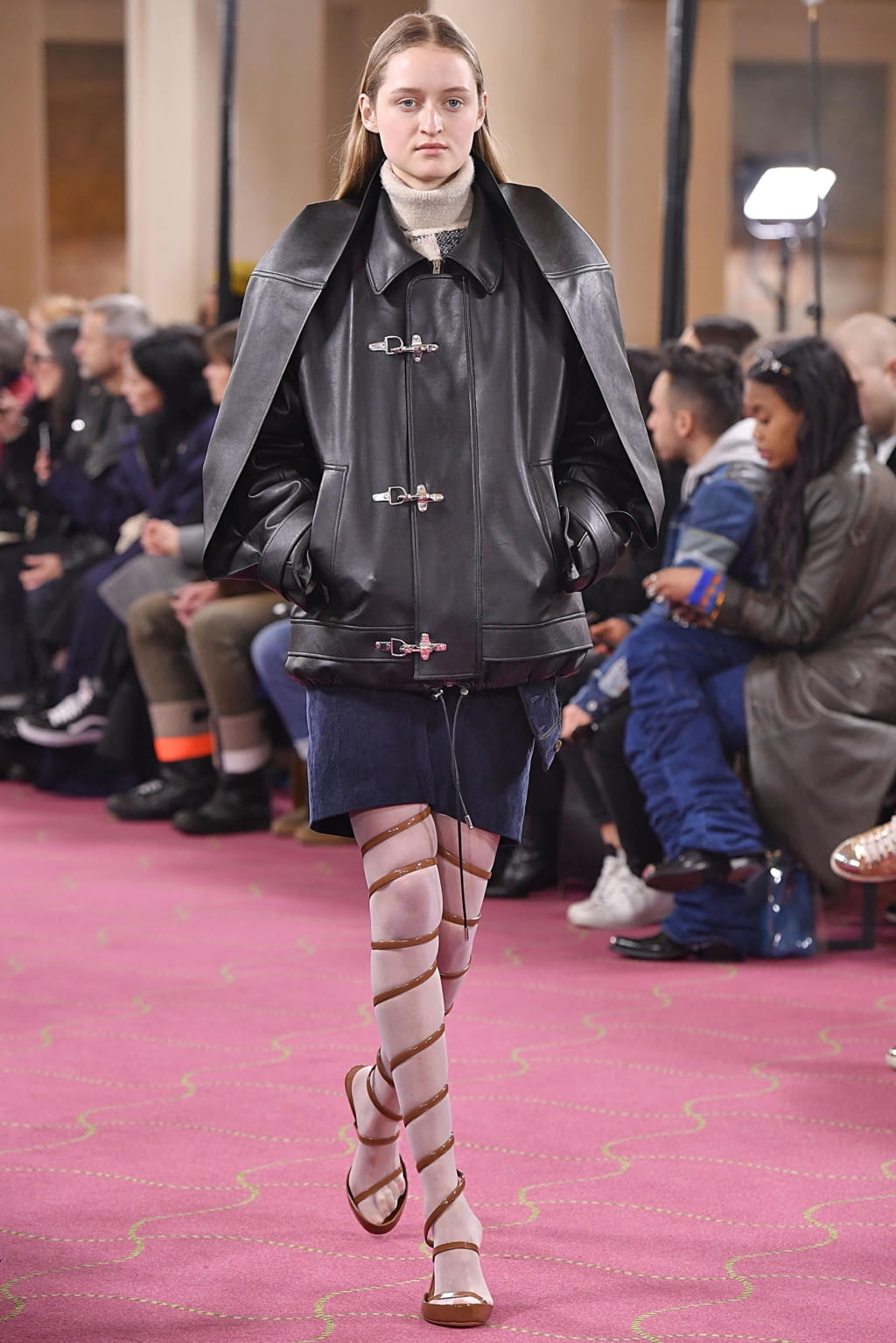Fashion Week Paris Fall/Winter 2018 look 14 from the Y/PROJECT collection 女装