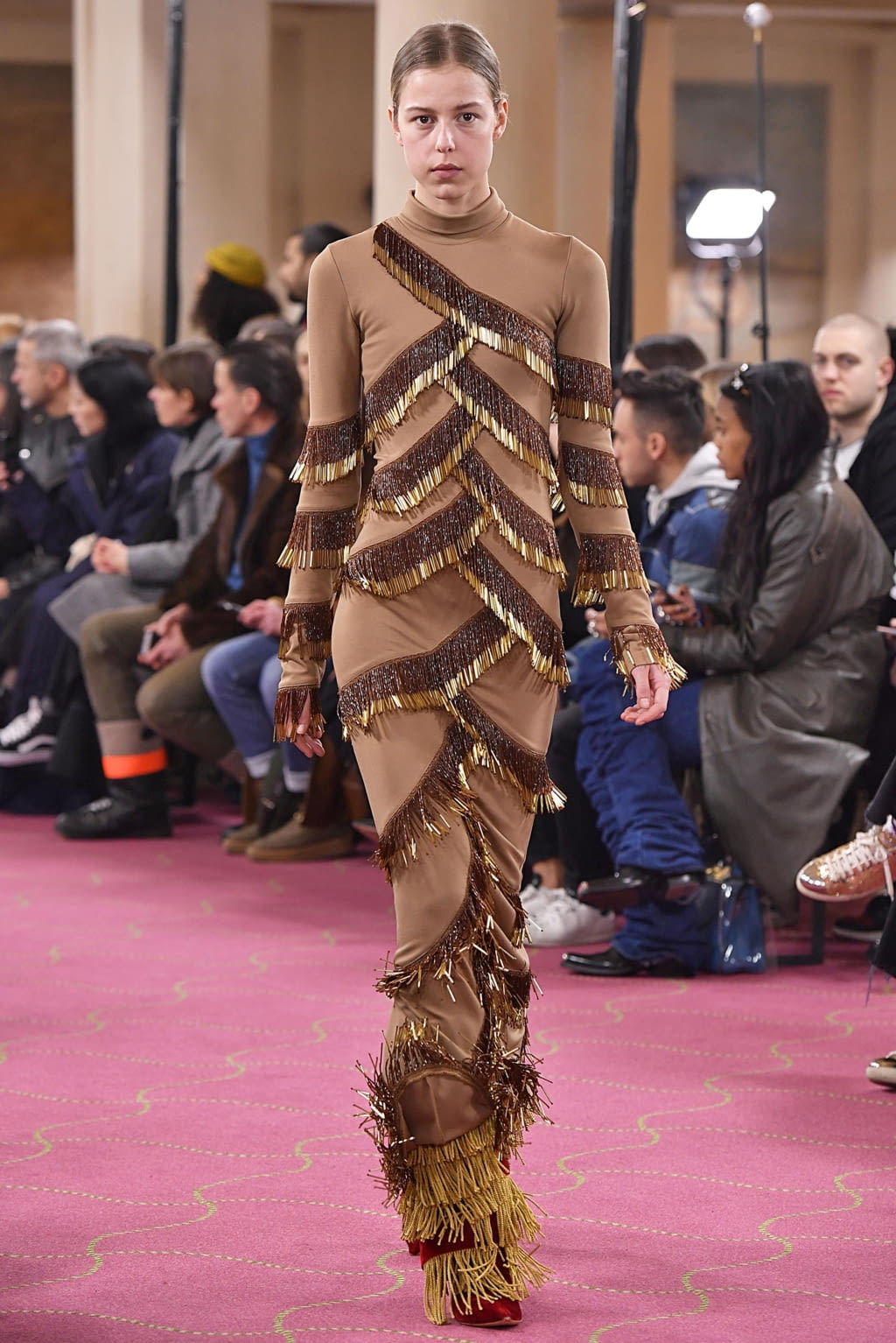 Fashion Week Paris Fall/Winter 2018 look 26 from the Y/PROJECT collection womenswear