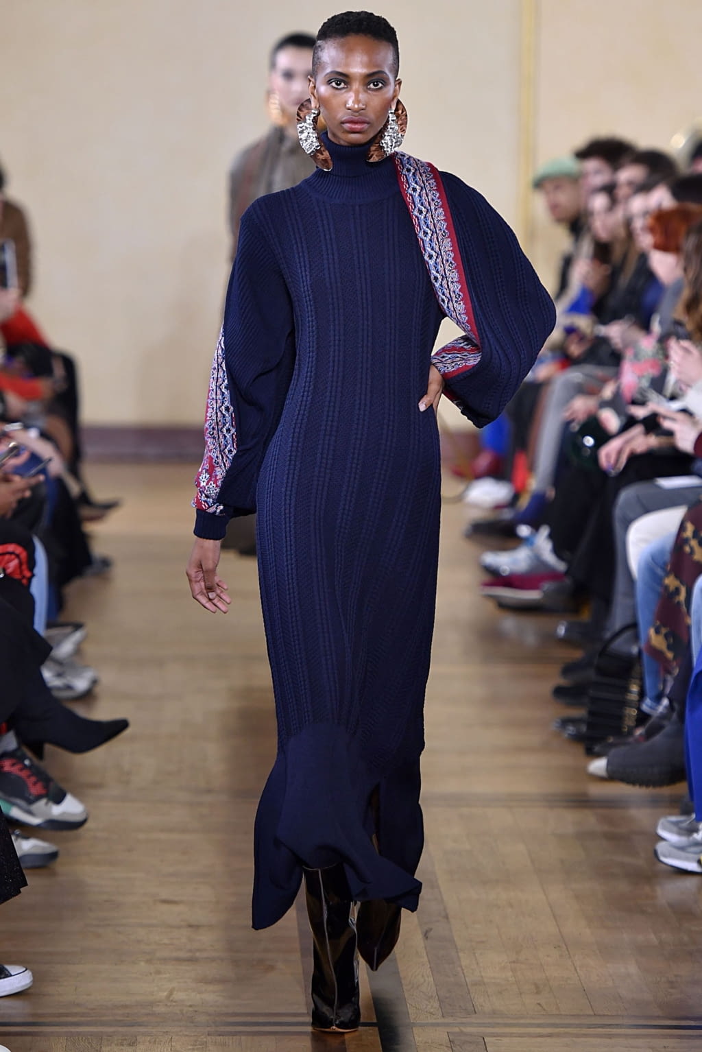 Fashion Week Paris Fall/Winter 2019 look 25 from the Y/PROJECT collection 女装