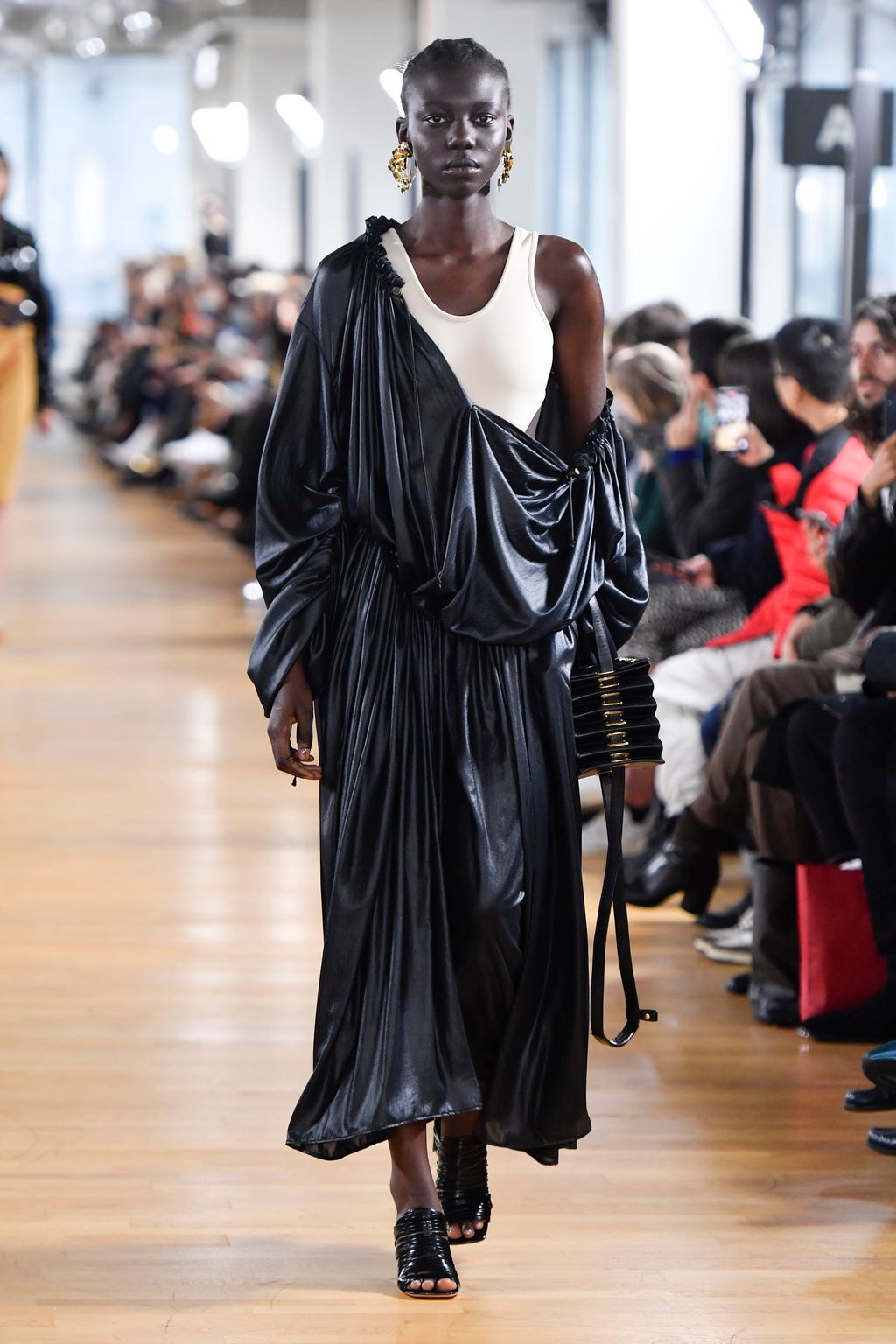 Fashion Week Paris Fall/Winter 2020 look 28 from the Y/PROJECT collection womenswear