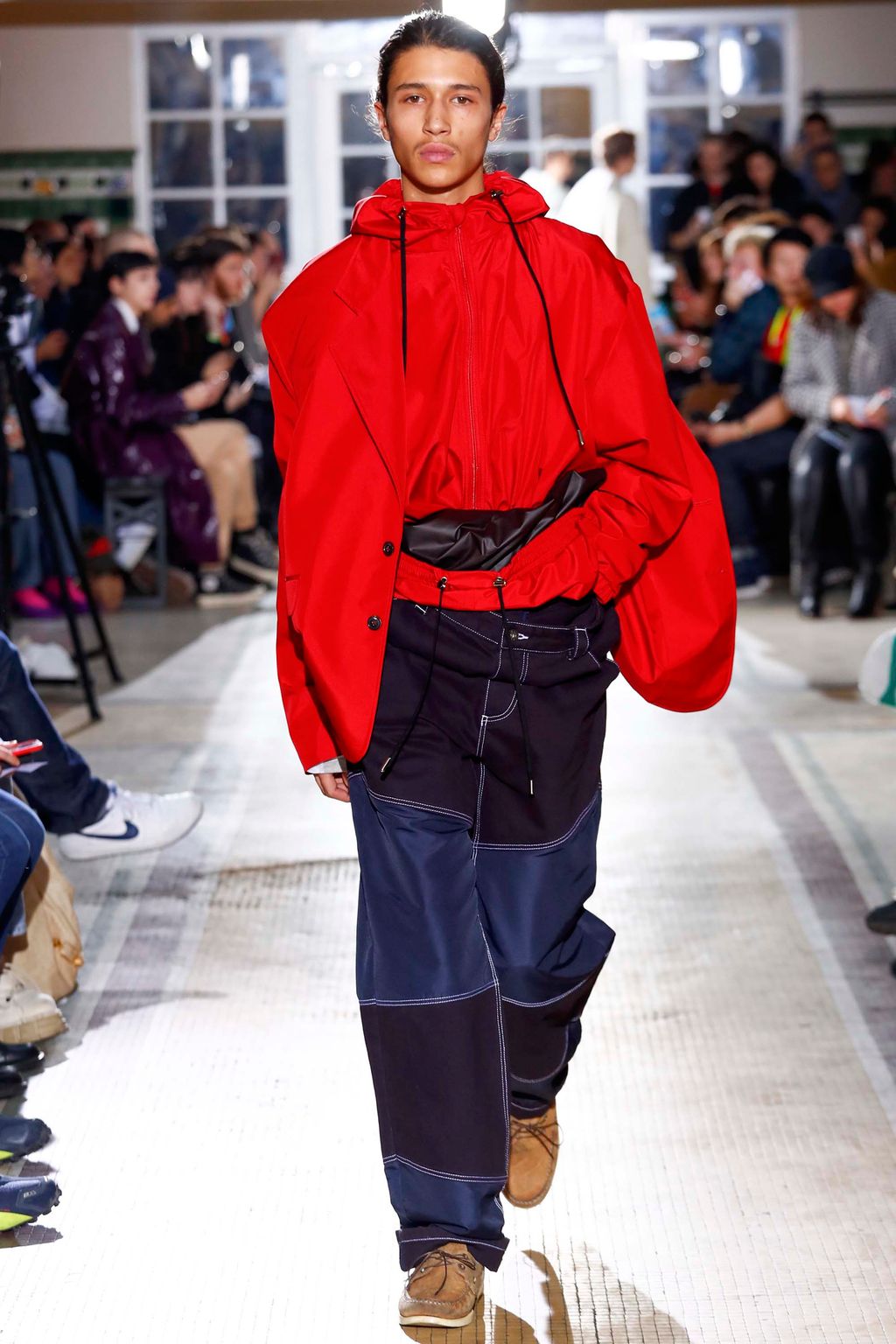 Fashion Week Paris Fall/Winter 2018 look 8 de la collection Y/PROJECT menswear