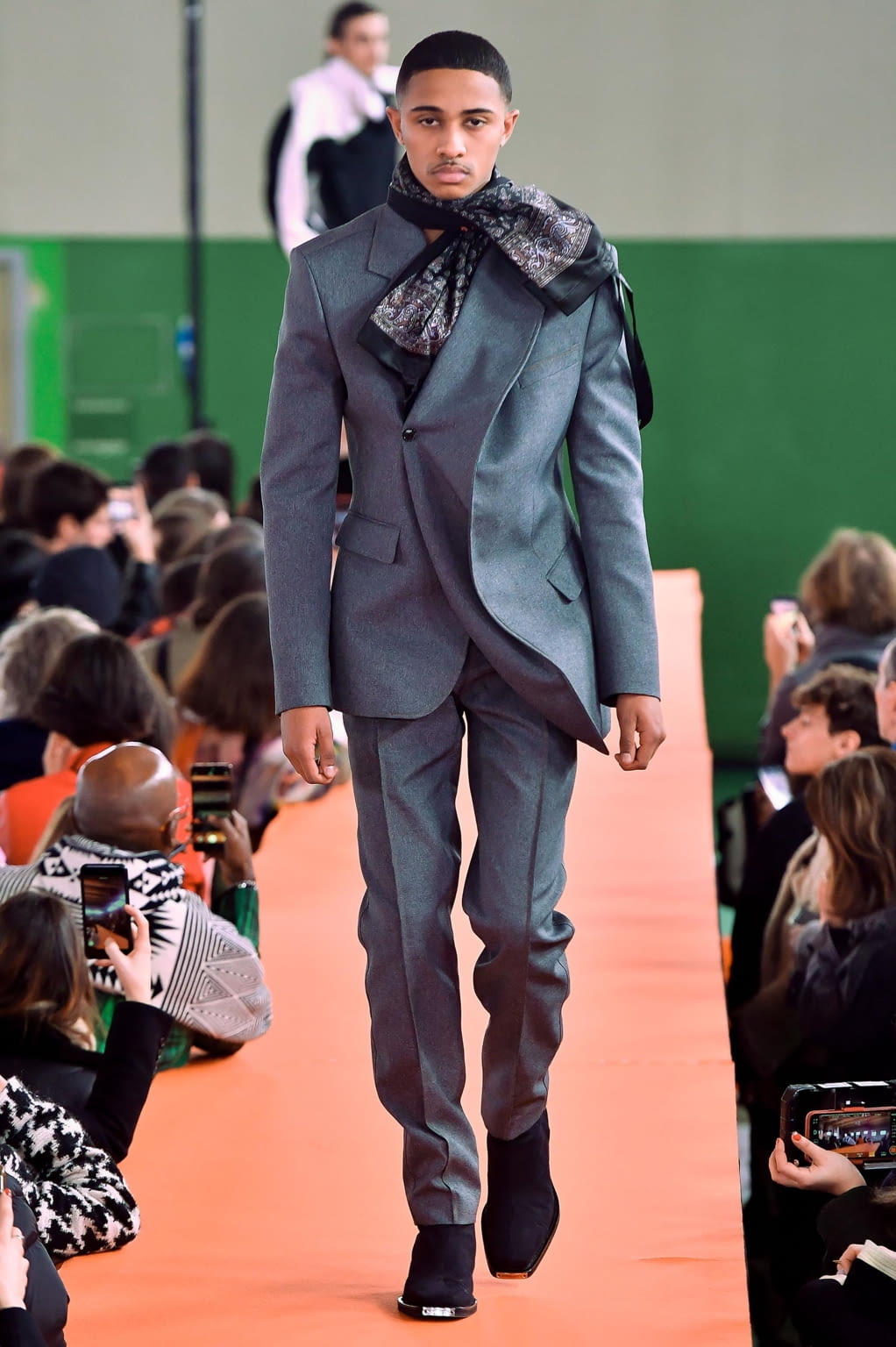 Fashion Week Paris Fall/Winter 2020 look 18 from the Y/PROJECT collection menswear
