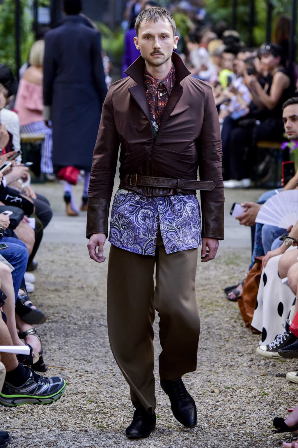 Fashion Week Paris Spring/Summer 2019 look 11 from the Y/PROJECT collection 男装
