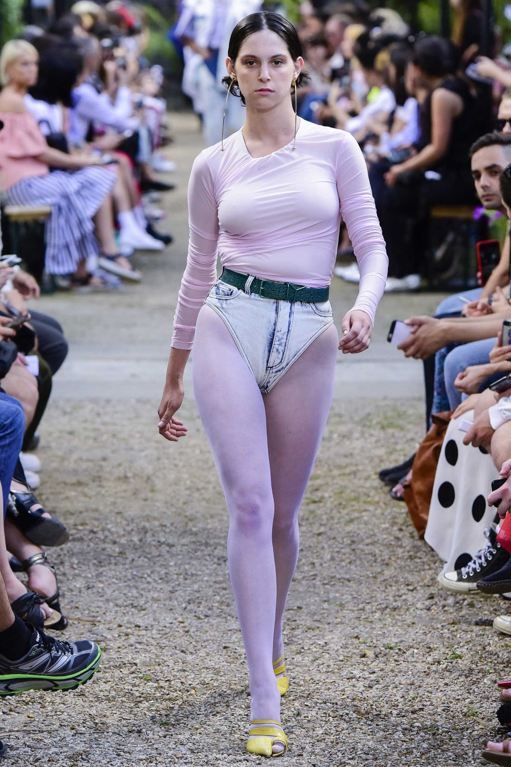 Fashion Week Paris Spring/Summer 2019 look 19 de la collection Y/PROJECT menswear