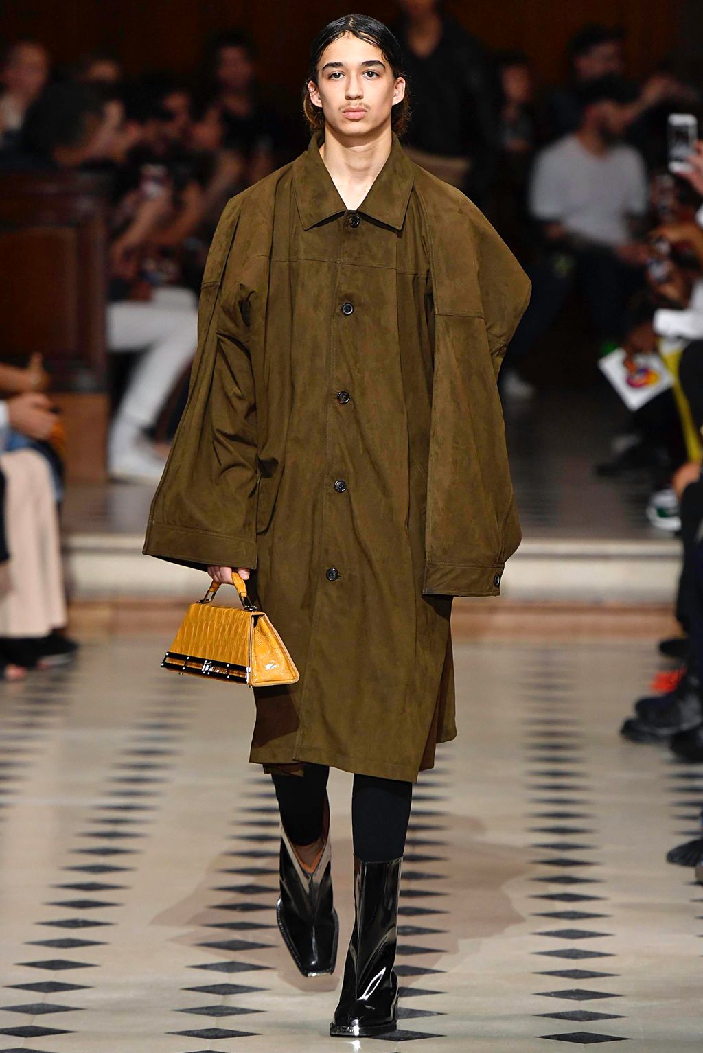 Fashion Week Paris Spring/Summer 2020 look 5 from the Y/PROJECT collection 男装