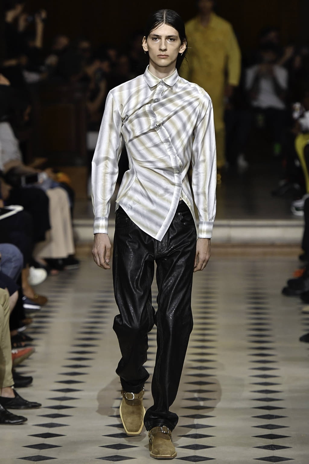 Fashion Week Paris Spring/Summer 2020 look 29 from the Y/PROJECT collection menswear